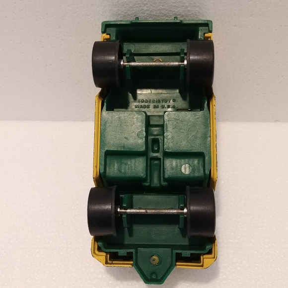 Vtg Toostie Toy Jeep. Yellow. Green. USA. EUC. - Picture 2 of 5